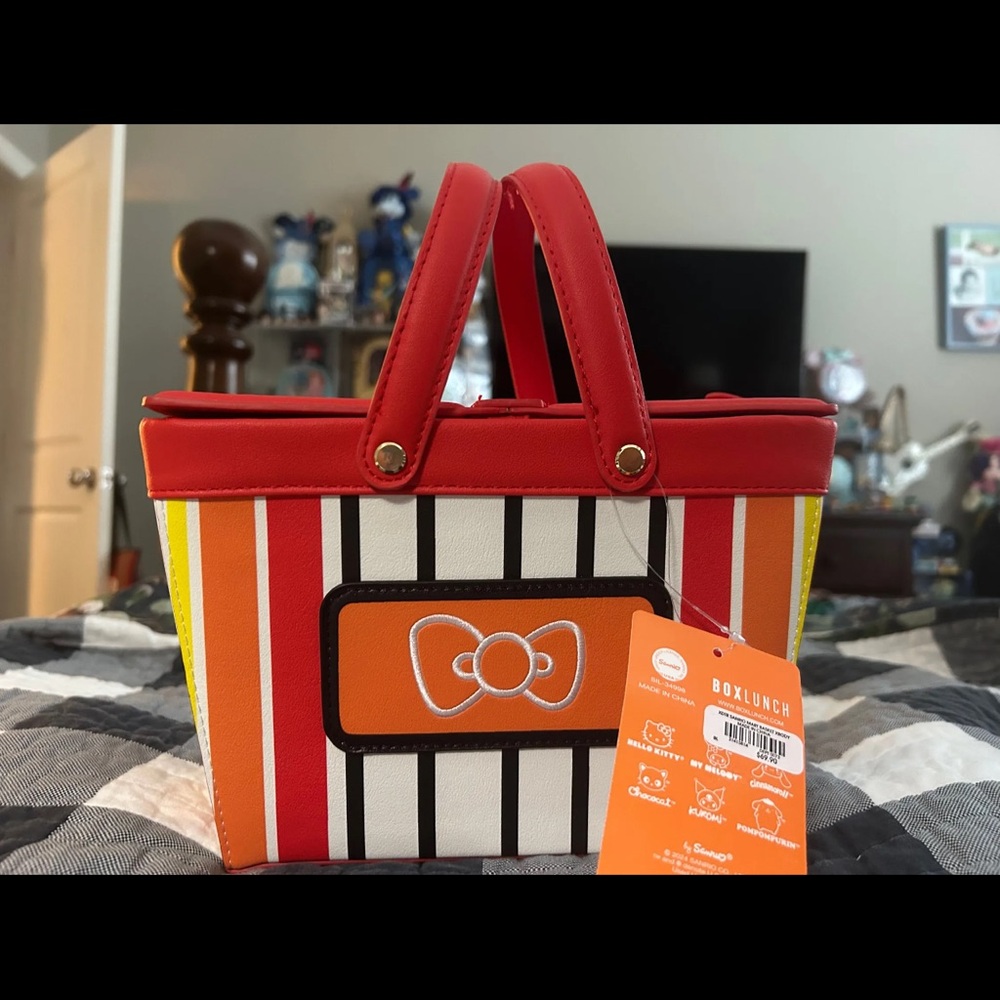 NWT BoxLunch Exclusive Hello Kitty Market Basket Crossbody Bag